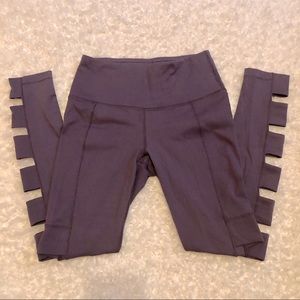 YOGALICIOUS Cutout Workout Leggings Lavender Grey
